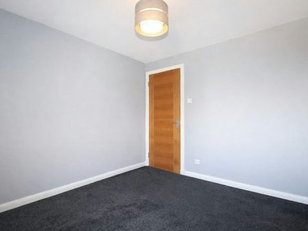 Main Street, Flat A, East Calder, EH53, West Lothian - Photo 3