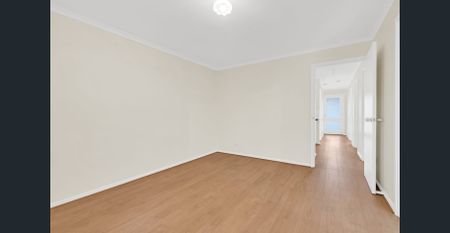 Comfortable, Contemporary and Centrally Located! - Photo 3