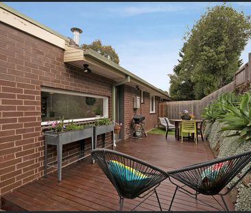 5/26 Florence Road, Surrey Hills VIC 3127 - Villa For Rent | Domain - Photo 2