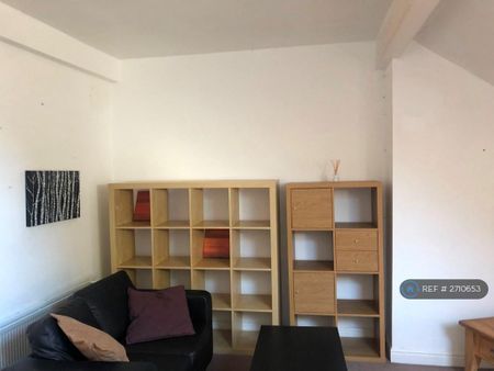 1 bedroom flat to rent - Photo 3