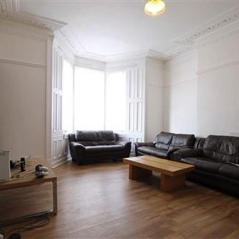 6 bedroom terraced house to rent - Photo 1