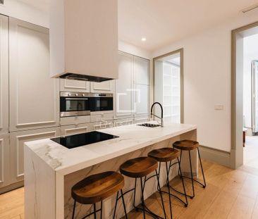 Luxury Apartment for rent in Madrid, Autonomous Region of Madrid - Photo 1