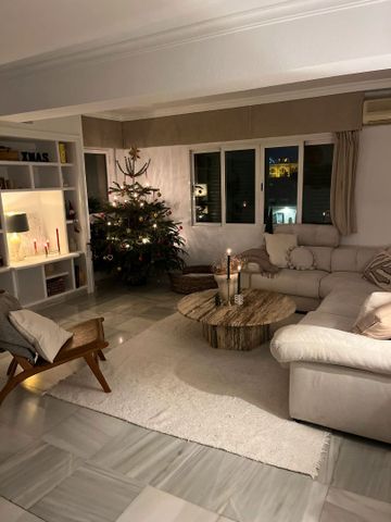 Piso de alquiler en Plaza de la Merced, La Merced - Photo 3