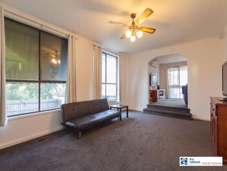 13 Moore Road, Hallam - Photo 4