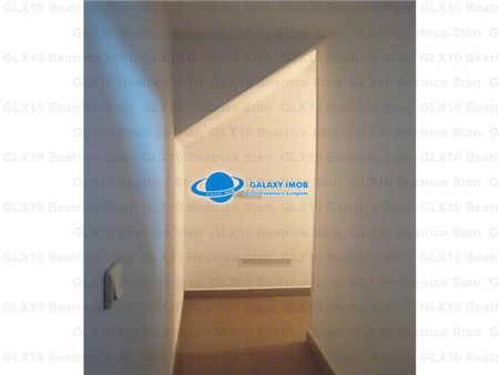 Inchiriere spatiu birouri / demisol inalt in vila PARCUL CAROL - Fotografie 3