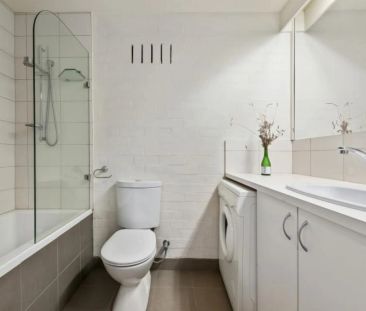 Spacious & Superbly Located Townhouse Living - Photo 5
