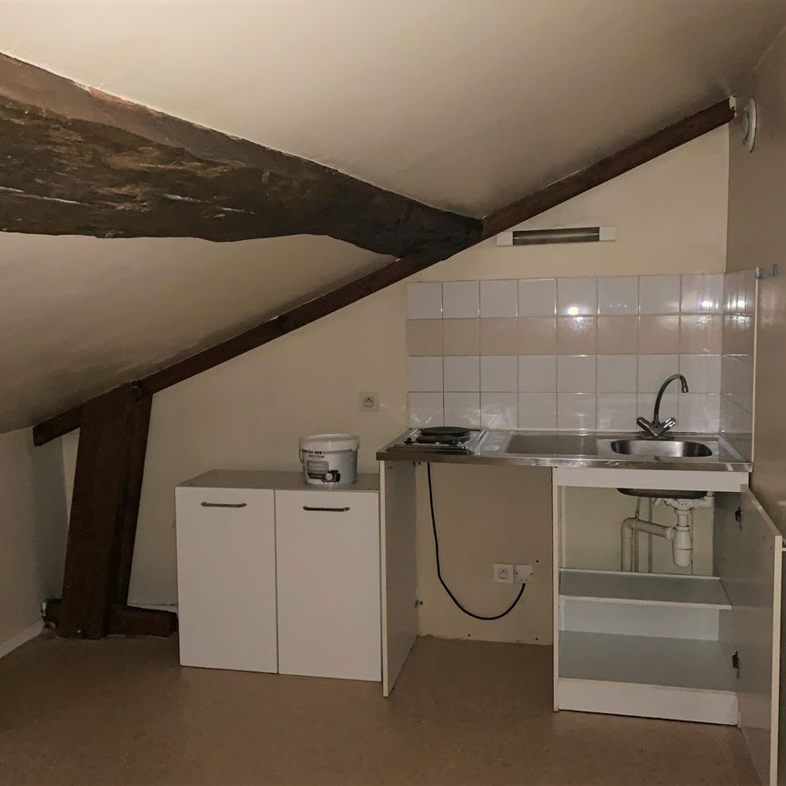 T1 de 20 m² – Proche Denis Dussoubs – LIMOGES – LOCATION – BEGIP - Photo 1