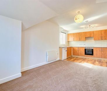 2 bedroom flat to rent - Photo 6