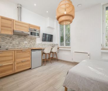 Location Appartement 1 pièce Meublé 20m² MARSEILLE 1er - Photo 4