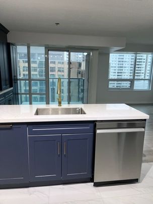 For Lease - 208 Enfield Place Unit# 1202, Mississauga, Ontario - Photo 1