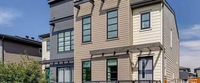 2 Bed 2.5 Bath Duplex with Garage — 2 Bedrooms Duplex - Photo 1