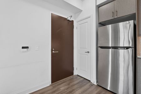 For Lease - 15 Zorra Street Unit# 1201, Toronto, Ontario - Photo 2