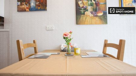 1-bedroom apartment for rent in Clondalkin, Dublin - Photo 3