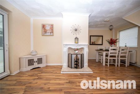 3 bedroom semi-detached house to rent - Photo 4