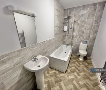 1 bedroom flat to rent - Photo 6