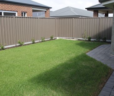 8 Dornwell Place, Enfield - Photo 6