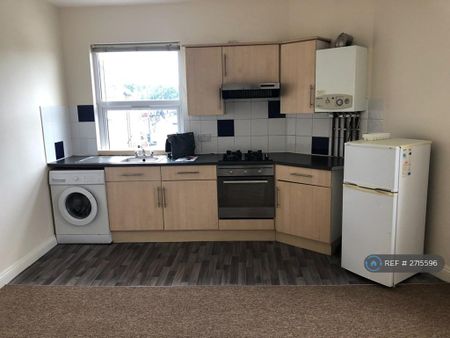1 bedroom flat to rent - Photo 2