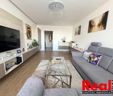 Pronájem bytu 3+1 s lodžií po kompletní rekonstrukci, Brno–Bystrc, ... - Photo 1