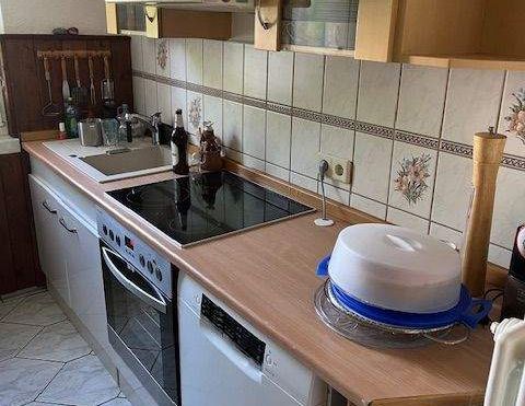 gemütliche 3-Raumwohnung mit Einbauküche und Stellplatz - Photo 1