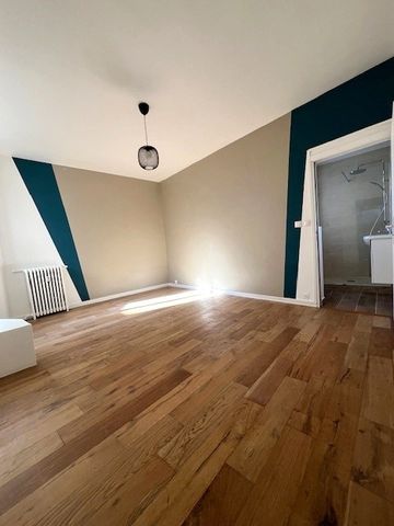 CENTRE GARE AULNAY S/BOIS - T2 - - Photo 3
