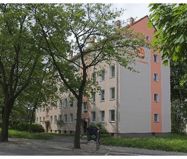 5-Raum-Wohnung mit zwei Balkonen - Foto 3