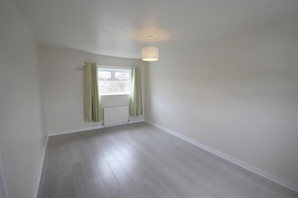 2 Bedroom House - Semi-Detached To Let - Photo 1