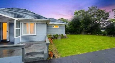 Home in Massey - Photo 5