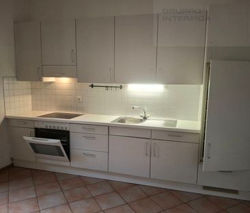 LUMINOUS APARTMENT - FIRST RENT FREE - Photo 3