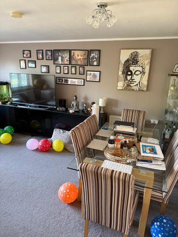 3 bedroom flat to rent - Photo 3