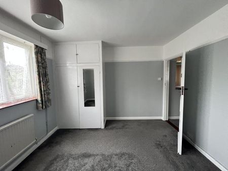 3 bedroom detached bungalow to rent - Photo 5