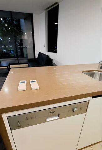 1 Naulty Pl, Sydney - Photo 3