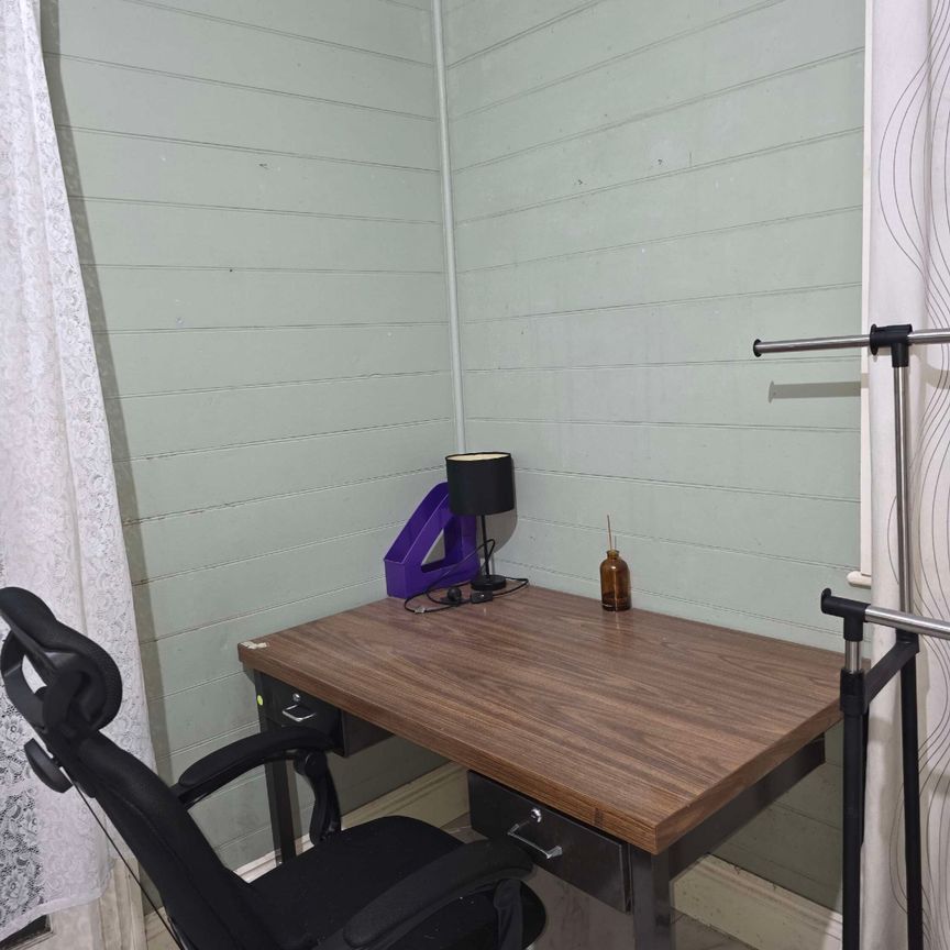 Woolloongabba - Photo 1