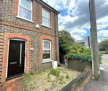 Walnut Tree Close, Guildford, Surrey, GU1 - Photo 2