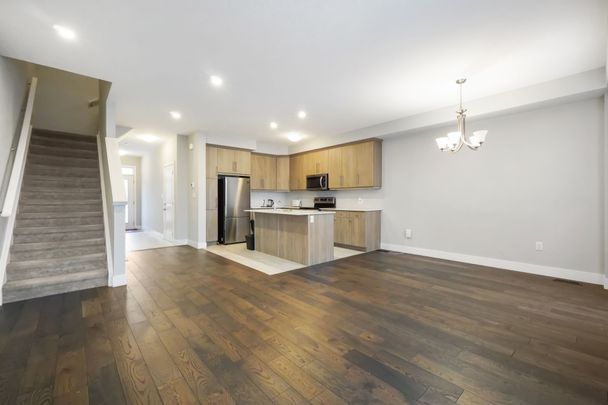 For Lease - 177 Edgevalley Road Unit# 122, London East, Ontario - Photo 1