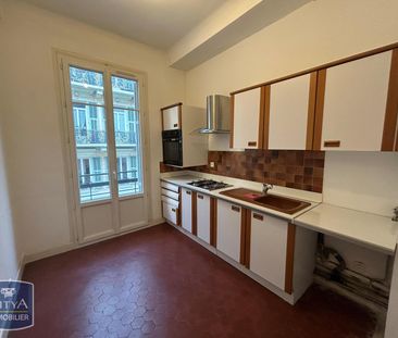 Location Appartement 2 pièces 45m² NICE 06000 - Photo 3