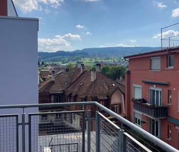 Charmante 3-Zimmer-Dachwohnung mit Galerie und Balkon an zentraler ... - Photo 3