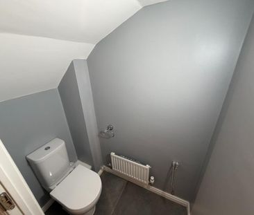 3 bedroom semi-detached house to rent - Photo 3