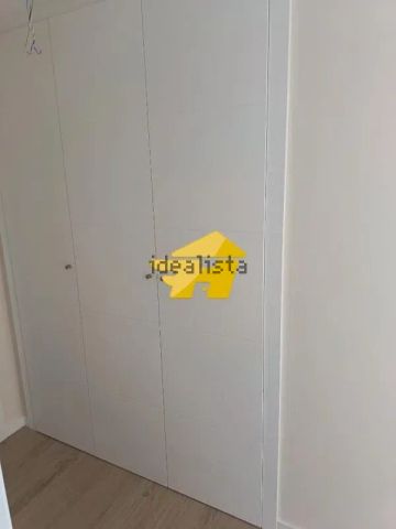 Alquiler de ático en Avenida de los Guindos - Photo 5