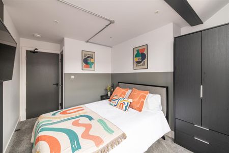 Westbourne Avenue, Gateshead, Tyne and Wear - Photo 3