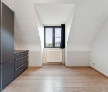 Lichtrijk appartement met ruim terras te Putte - Foto 6