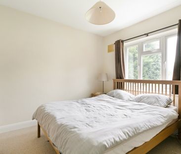 2 bedroom maisonette to rent - Photo 4