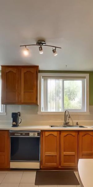 Grand condo 5-1/2 à louer - Photo 1