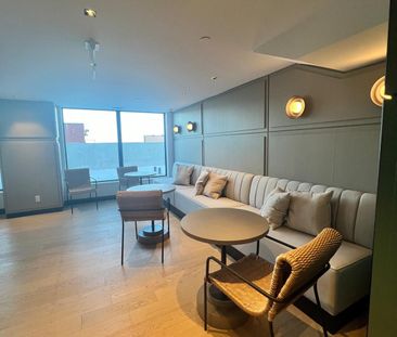 For Lease - 3200 William Coltson Avenue Unit# 312, Oakville, Ontario - Photo 2