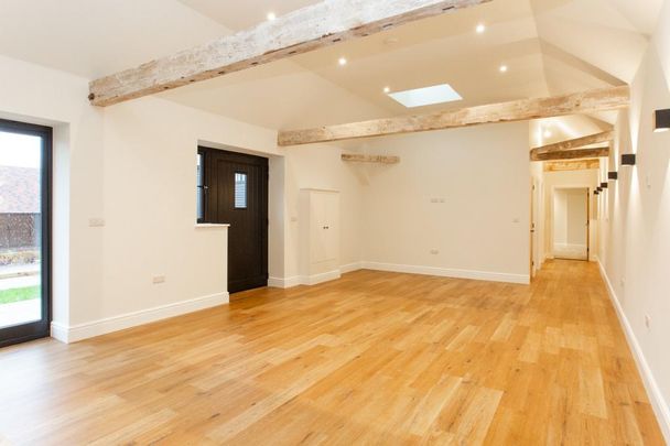 2 bedroom terraced house to rent - Photo 1