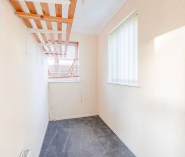 4 bedroom detached house to rent - Photo 5