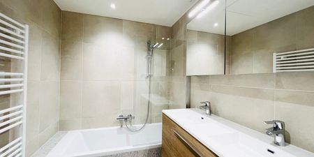 Appartement te huur in Oudergem voor € 1.300 met 1 slaapkamer - Photo 4