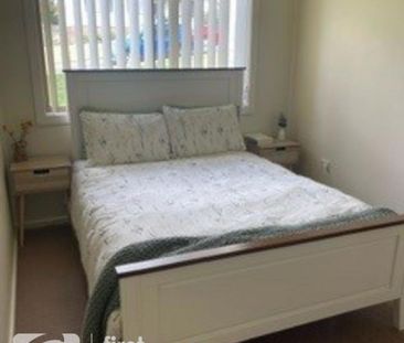 Neat and Tidy 3 Bedroom Home - Photo 3