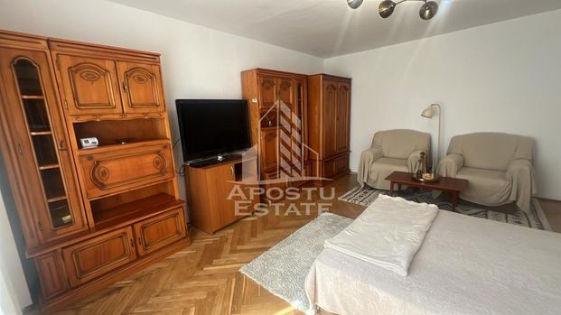 Apartament cu o camera, centrala proprie in zona Lipovei - Photo 1