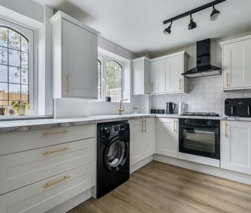 Pickwell Close, Reading, RG6 4EX - Photo 2