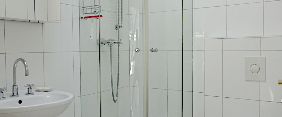 Gemütliche Single-Einliegerwohnung in ruhiger Lage in einer Doppelhaushälfte in HH-Othmarschen... - Photo 1